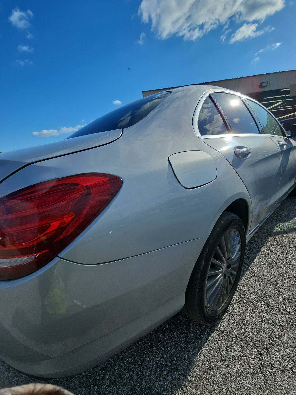 2015 Mercedes-Benz C 300 4MATIC Sedan