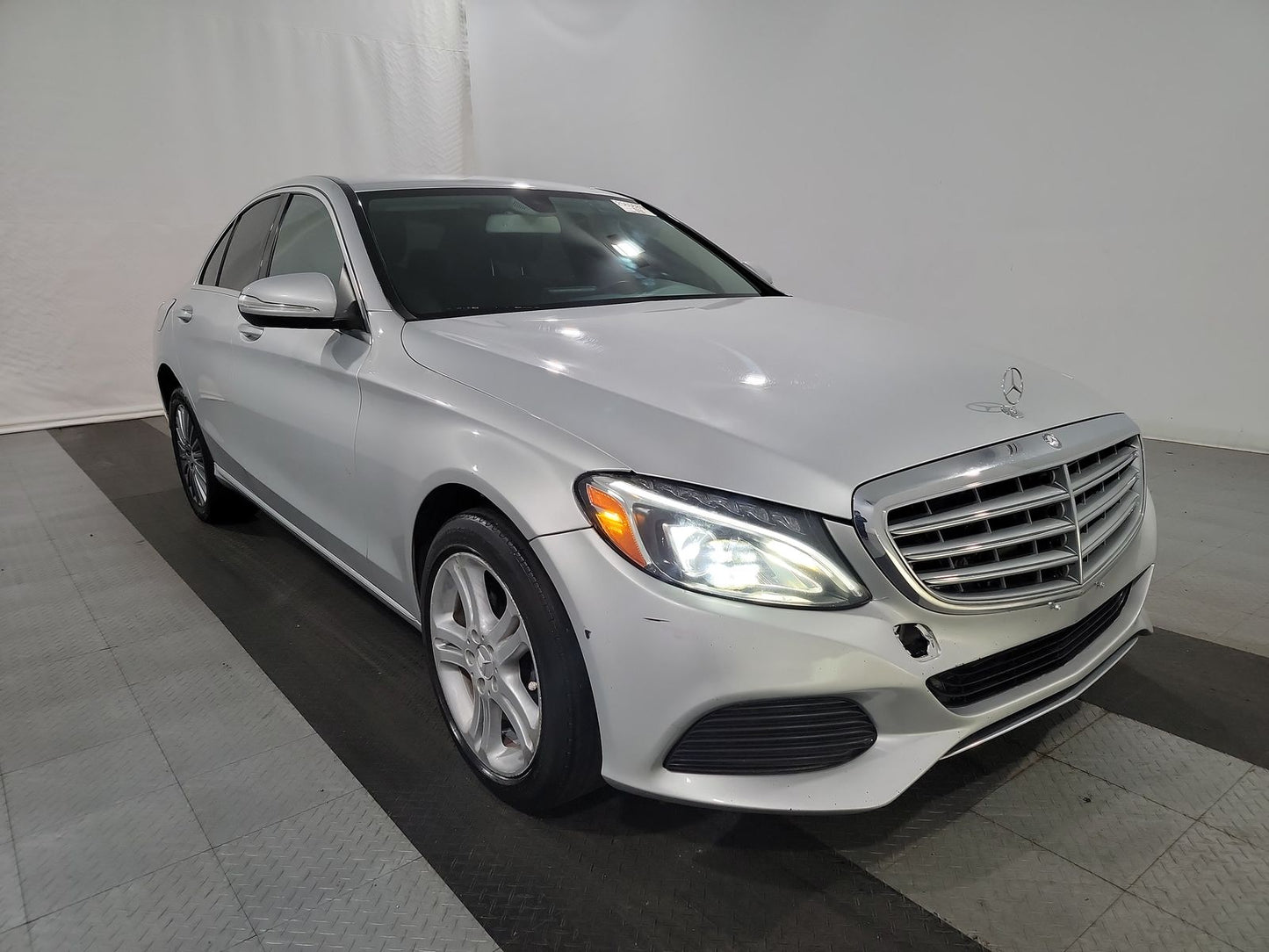 2015 Mercedes-Benz C 300 4MATIC Sedan