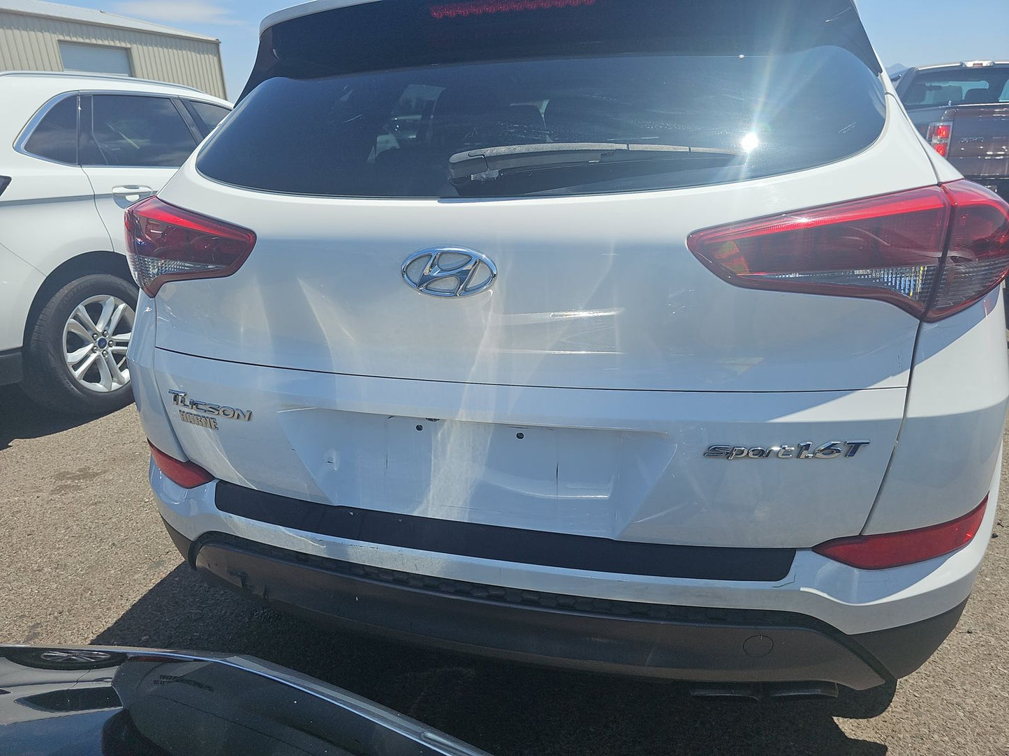 2016 Hyundai Tucson Sport w/Beige Interior