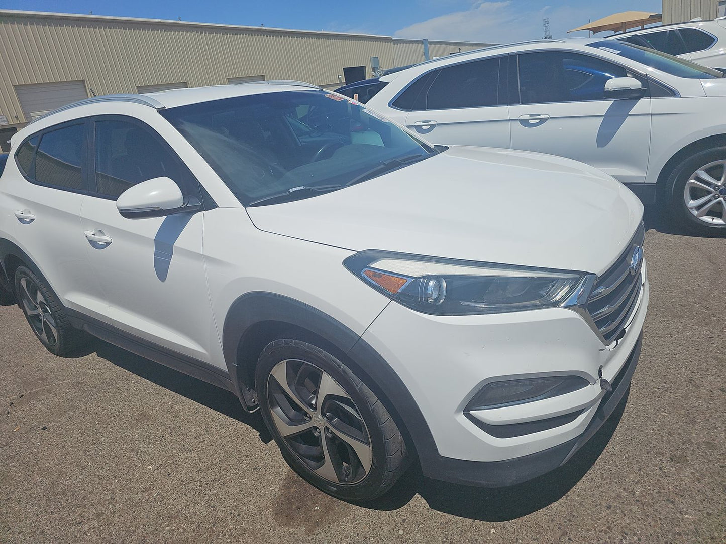 2016 Hyundai Tucson Sport w/Beige Interior