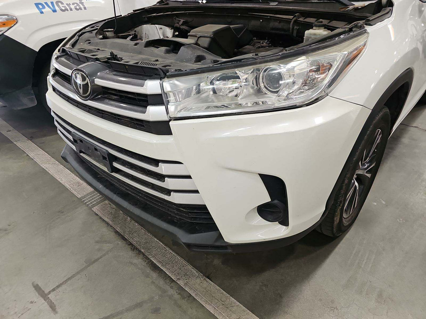 2018 Toyota Highlander LE