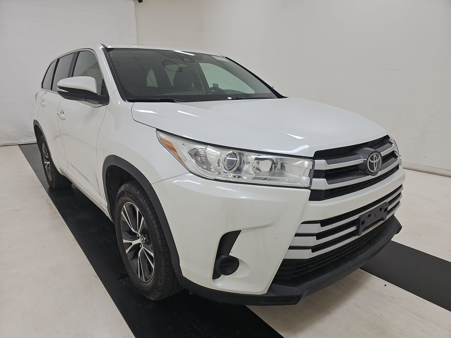 2018 Toyota Highlander LE