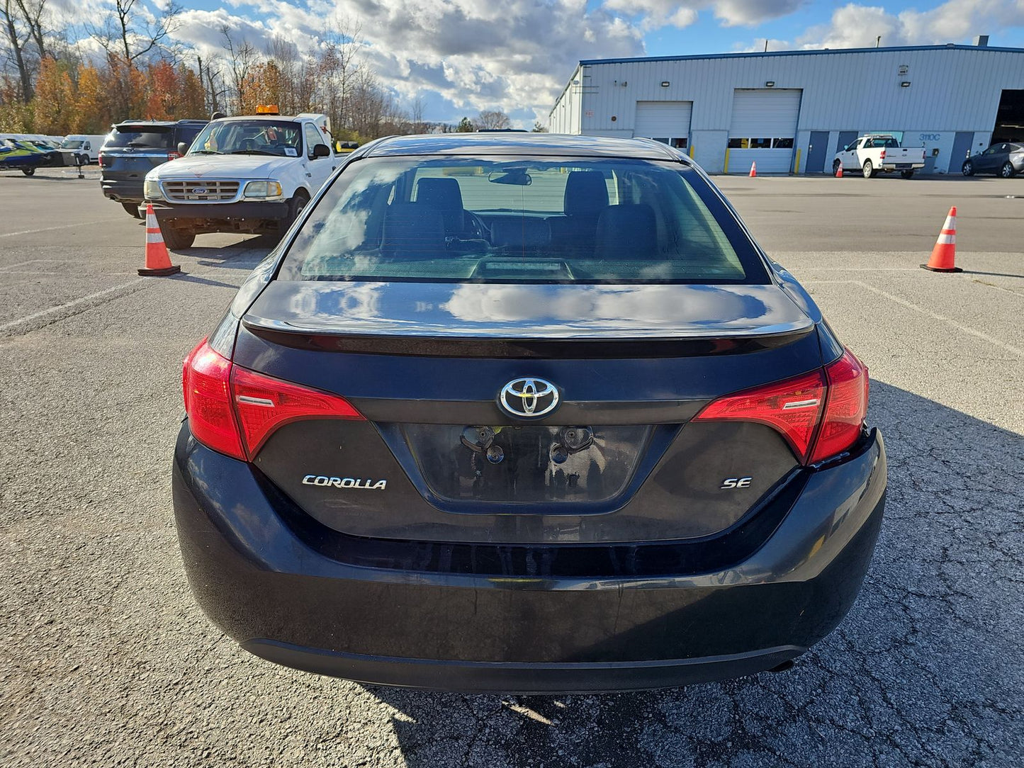 2017 Toyota Corolla SE Sedan