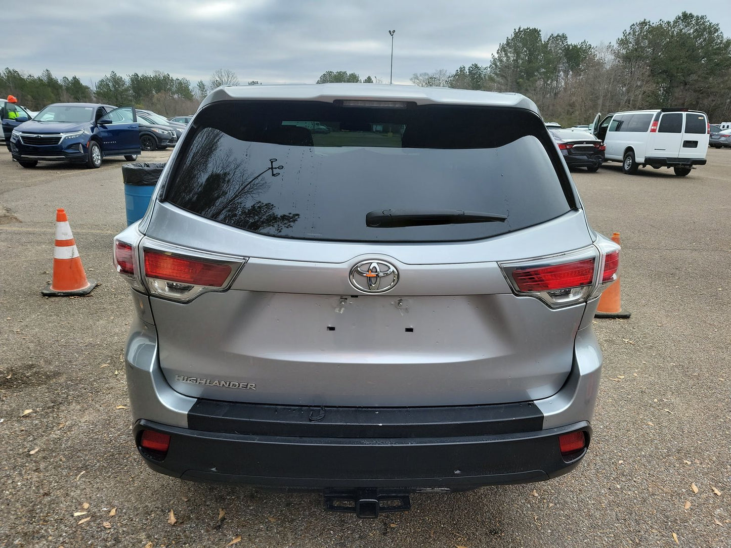 2016 Toyota Highlander LE