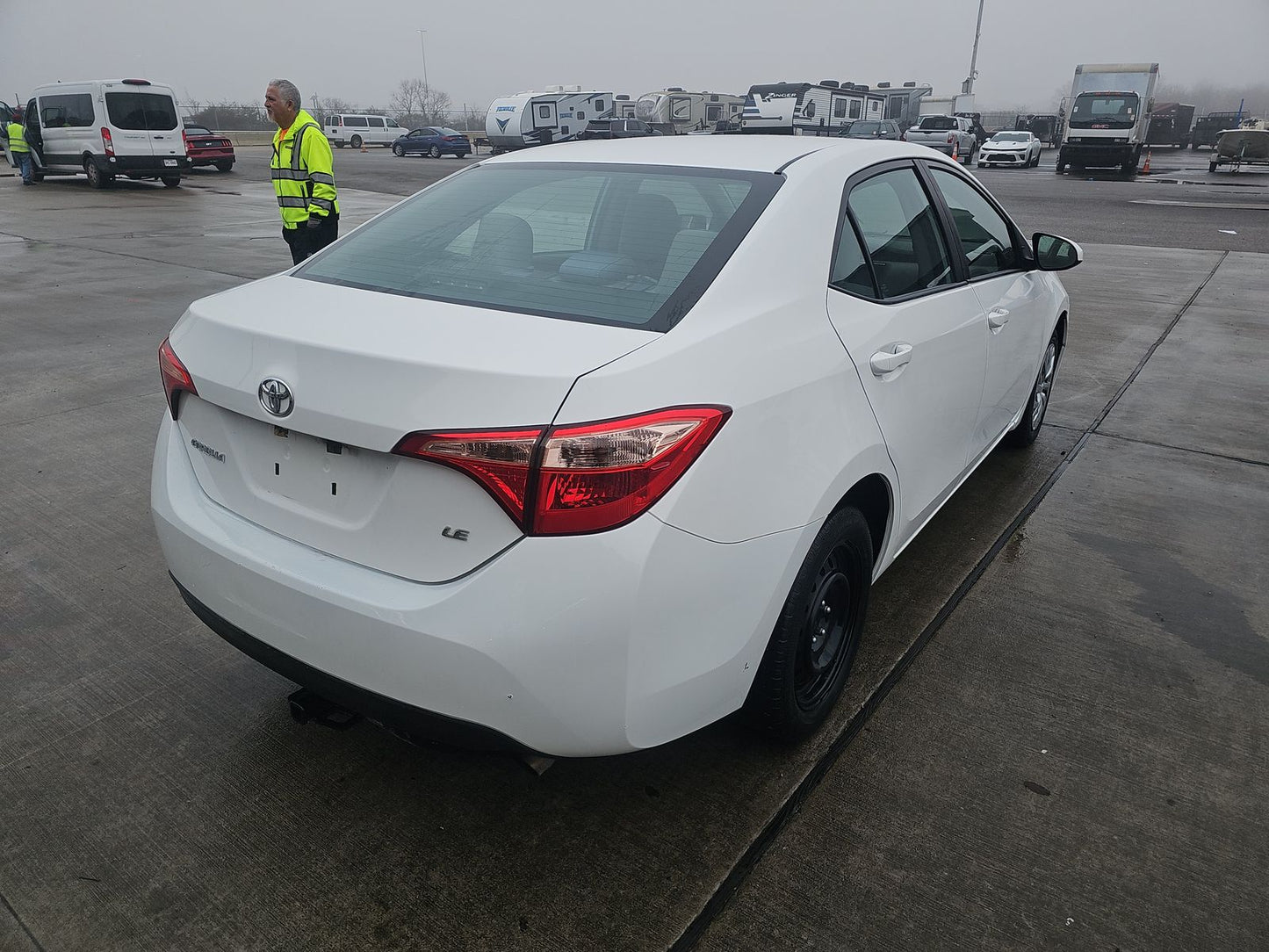 2018 Toyota Corolla LE Sedan