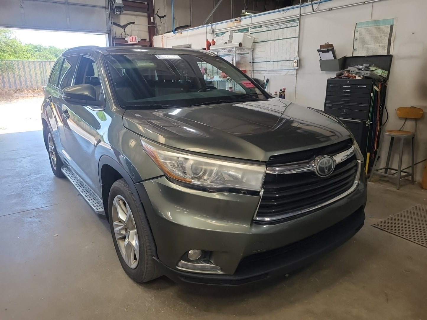 2015 TOYOTA HIGHLANDER LIMITED