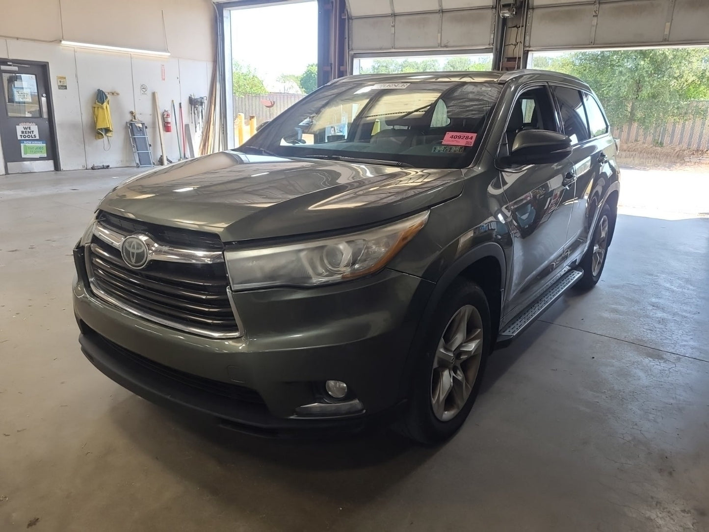 2015 TOYOTA HIGHLANDER LIMITED