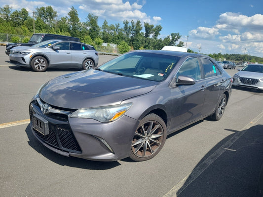 2015 TOYOTA CAMRY XSE